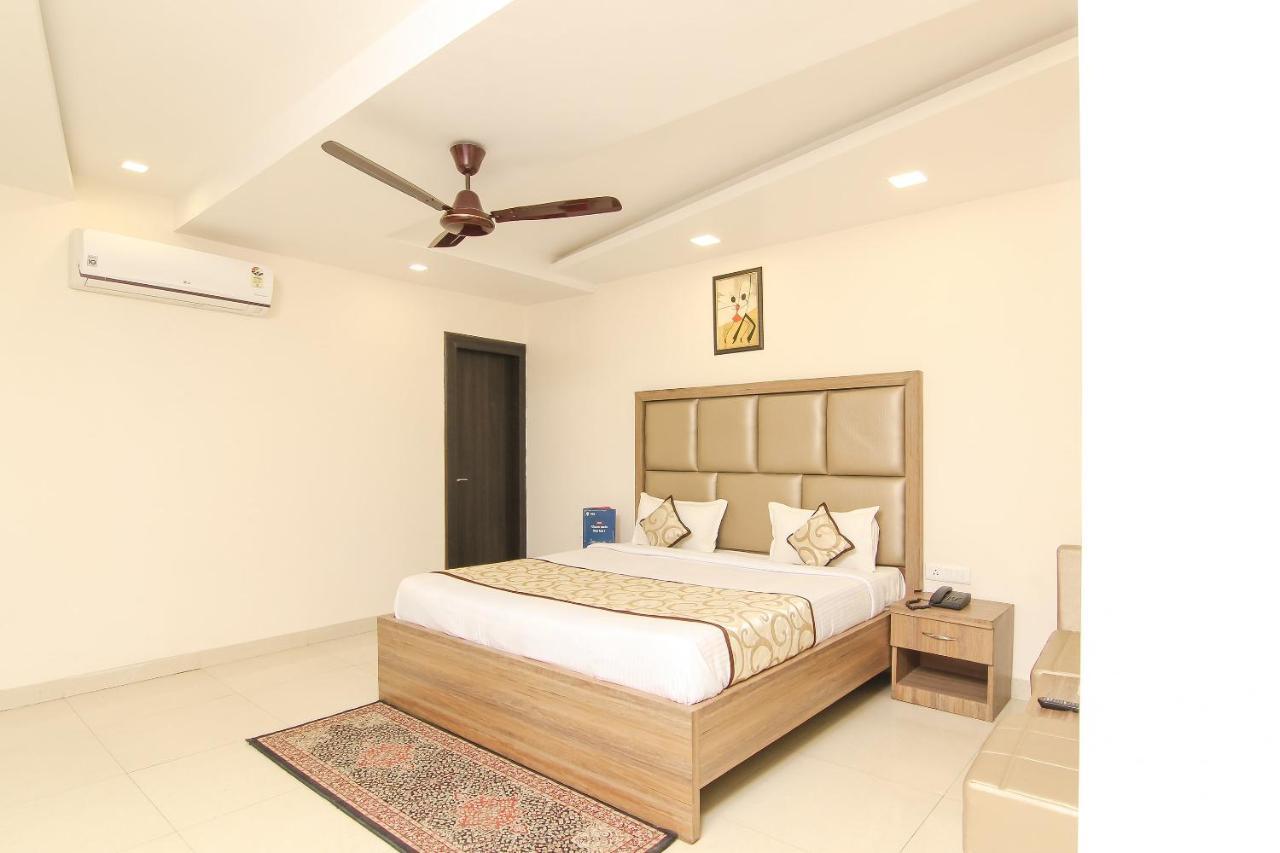 Oyo 13932 Hotel Pushpanjali Kanpur Dış mekan fotoğraf