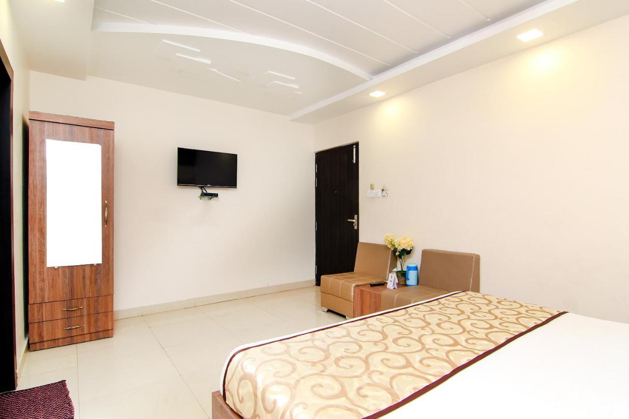 Oyo 13932 Hotel Pushpanjali Kanpur Dış mekan fotoğraf